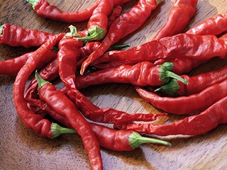 朋友结婚简短祝福语（朋友结婚经典祝福语）